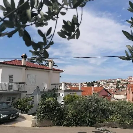 Appartamento With A Parking Space Losinj, Losinj - 24161 *